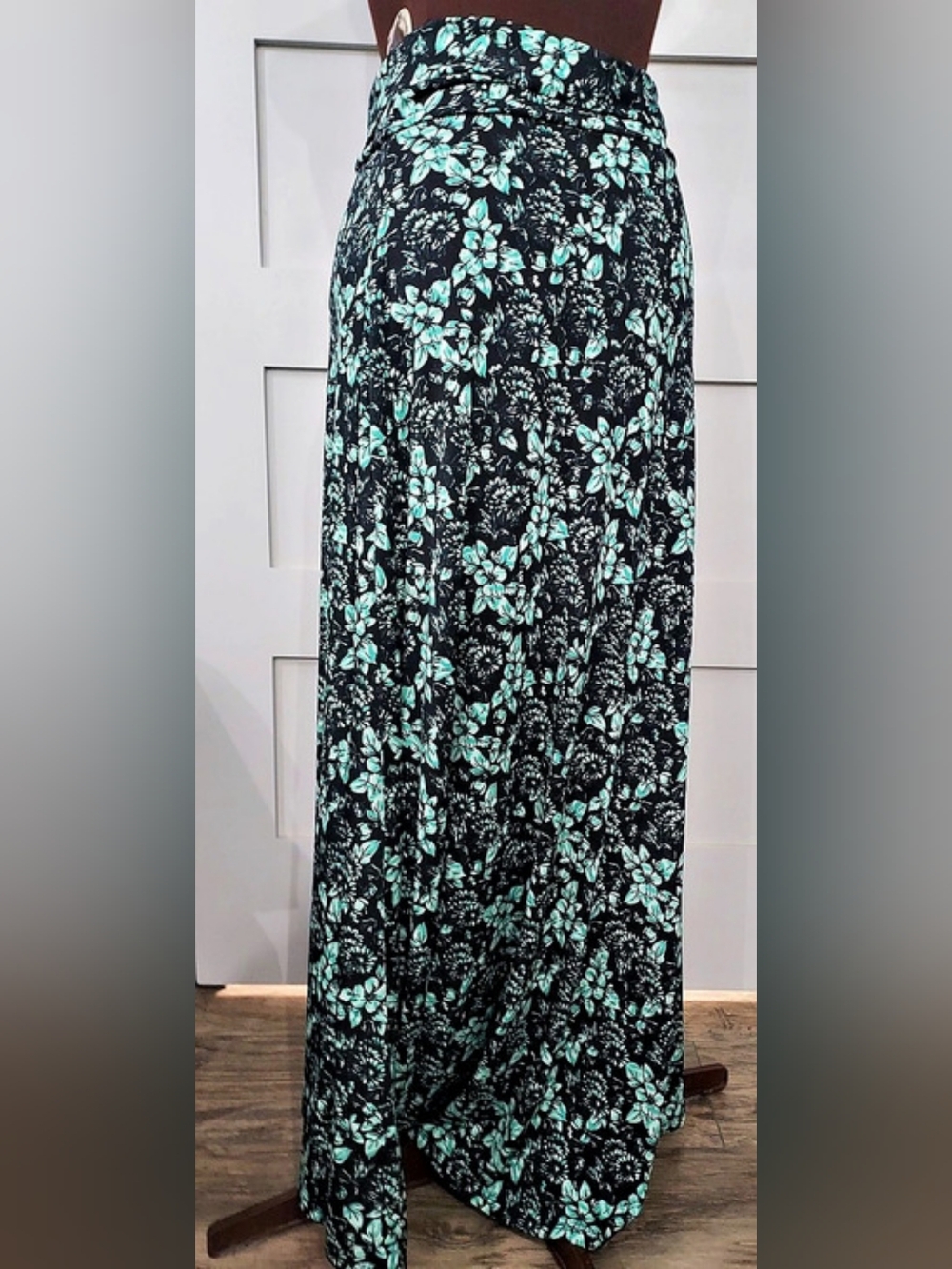 LuLaRoe Maxi Skirt Floral Black & Turquoise Medium
